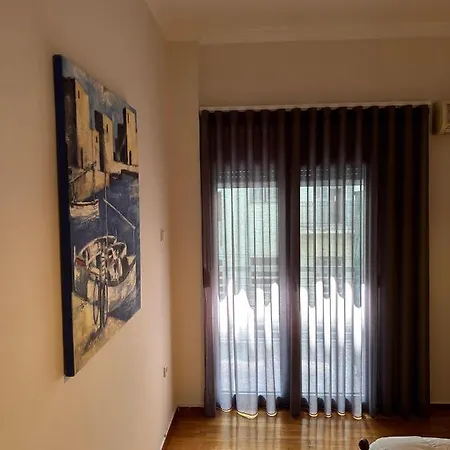 Apartment Sunny For 4 - Only 5' Walk To Acropolis